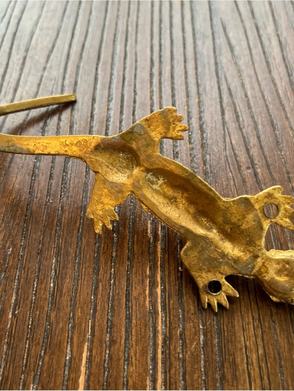 Brass Lizard Décor Hook - Gold Reptile Accent